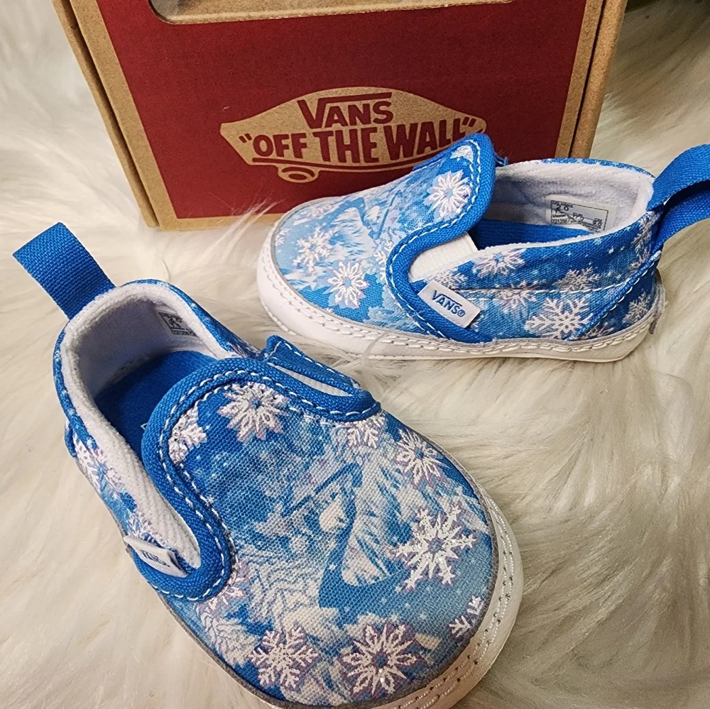 Vans Infant Slip-On V Crib Shoes (Winter Wonderland Blue/True White) - new